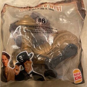 1999 Burger King Wild Wild West Rapid Fire Squirter Happy Meal Kids Toy     toys